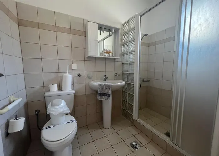 Vilă Karavaki