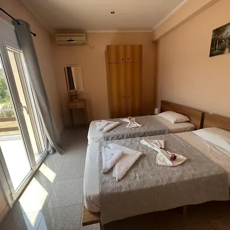 Karavaki ليكسوري