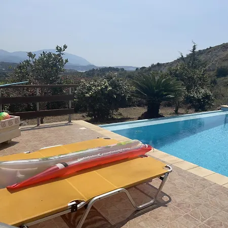 Karavaki Villa