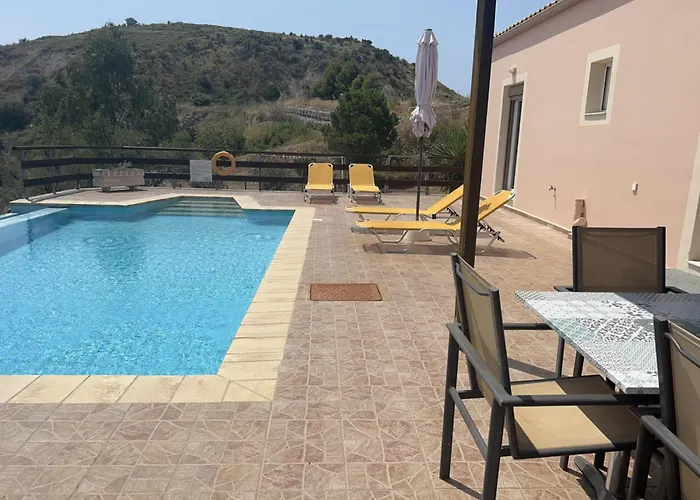 Karavaki Villa Lixouri